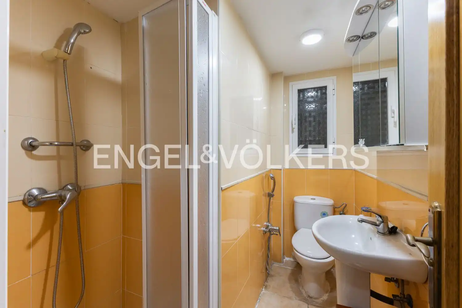 Piso en venta en Valencia con Aire acondicionado, Calefacción y Terraza