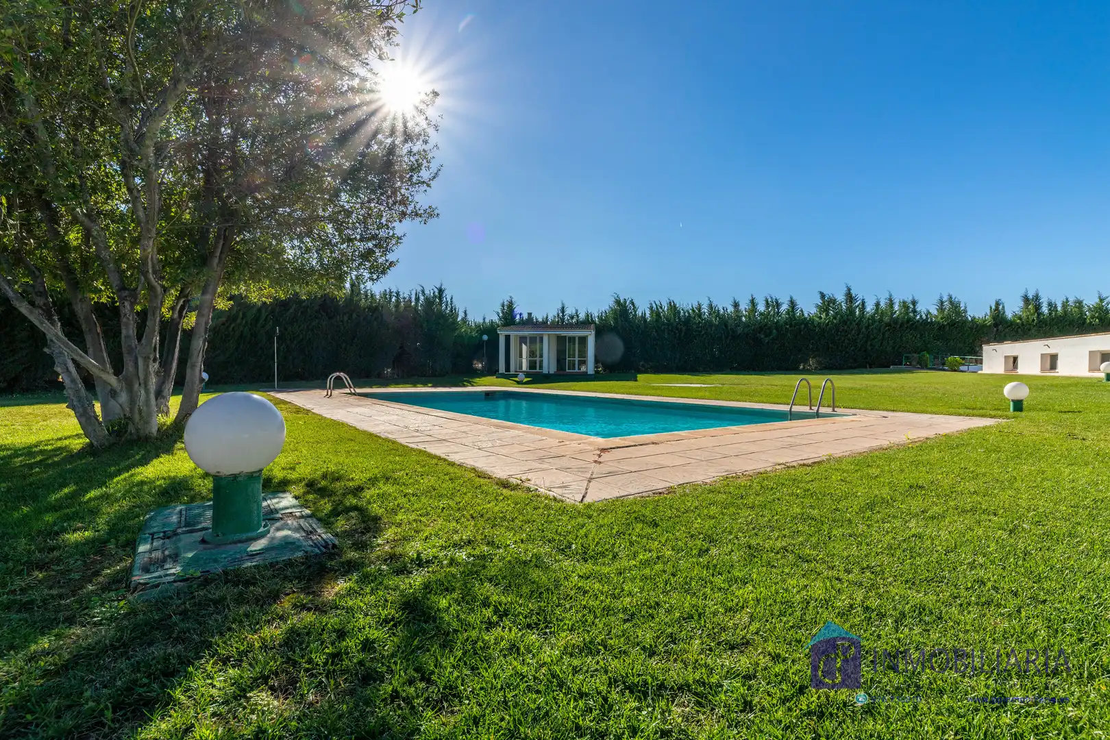 Piscina de Casa o chalet en venta en Zaragoza con Aire acondicionado, Calefacción y Jardín privado