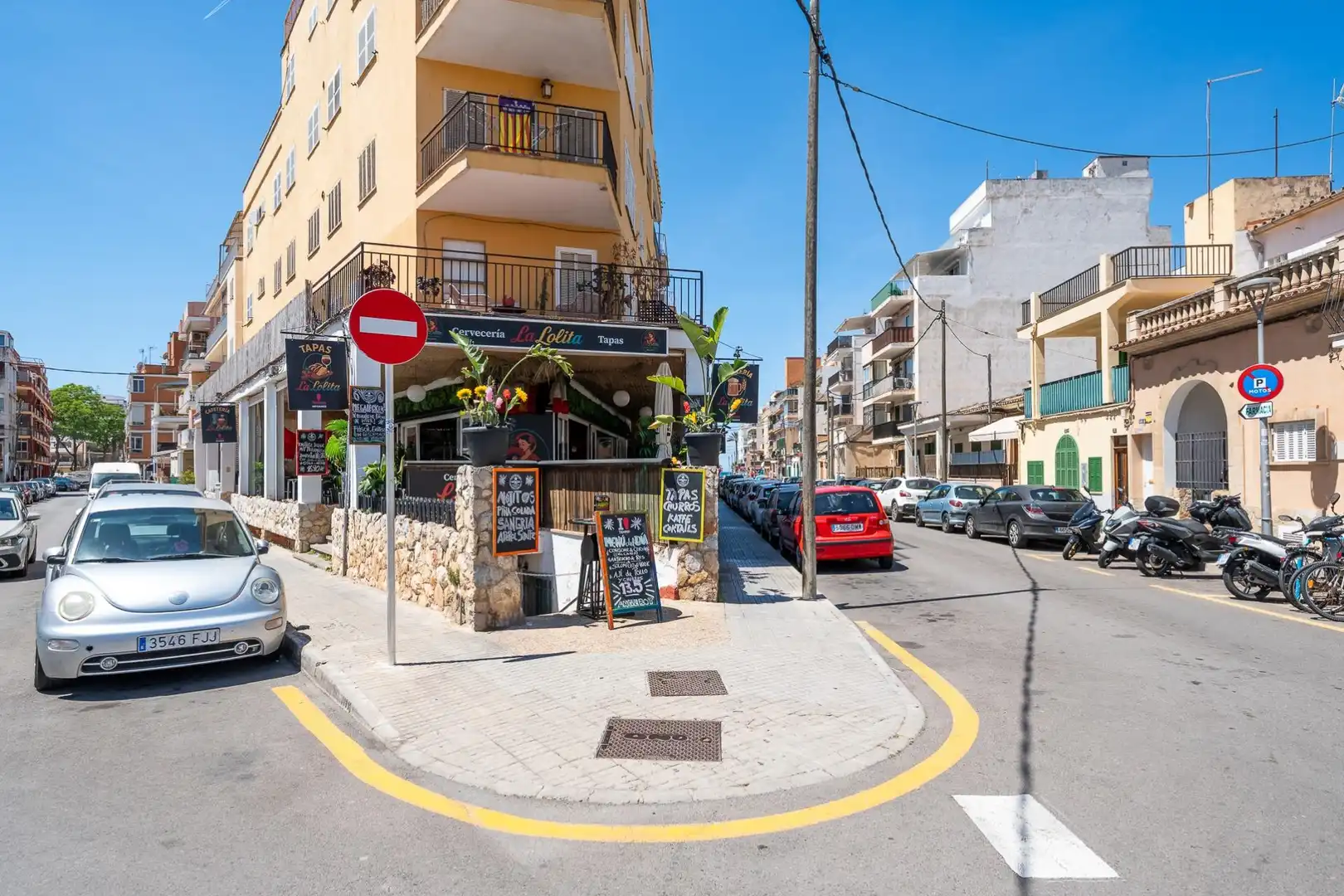 Vista exterior de Local de alquiler en  Palma de Mallorca con Terraza y Amueblado