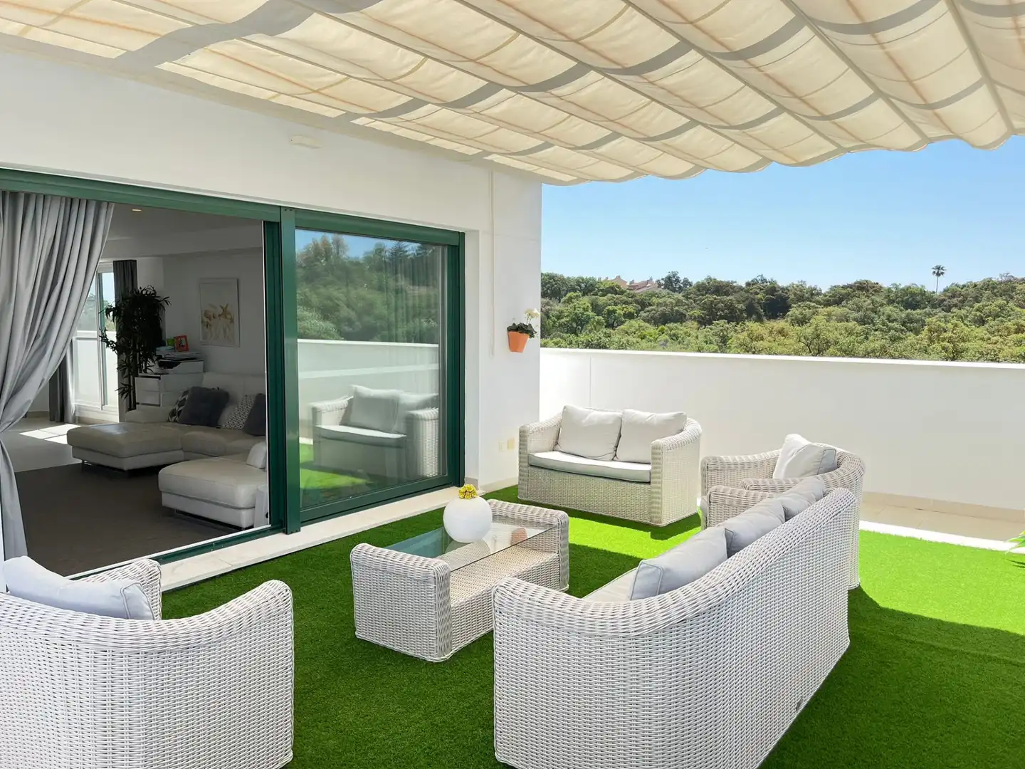 Terrassa de Àtic en venda en Sotogrande amb Aire condicionat, Terrassa i Piscina