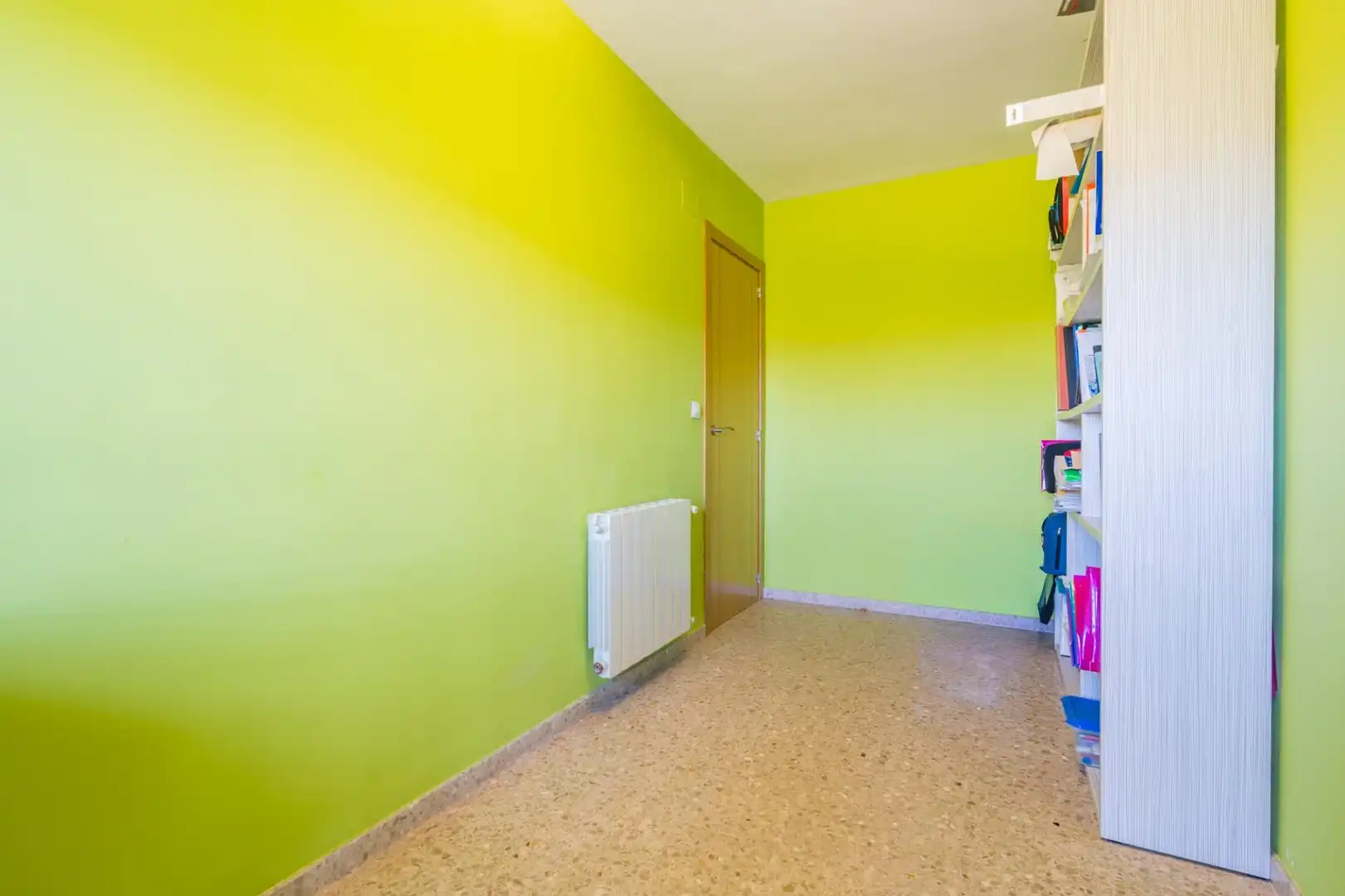 Flat for sale in La Pobla de Vallbona  with Air Conditioner, Heating and Terrace
