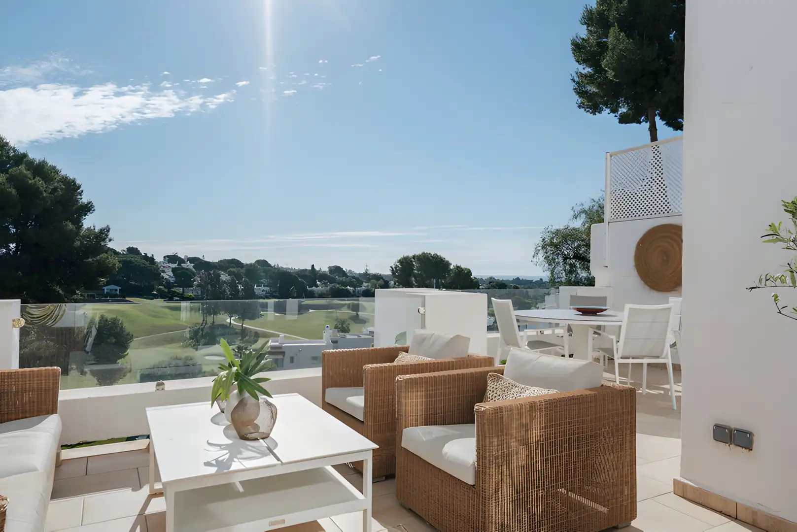 Àtic amb piscina en venda a Nueva Andalucía