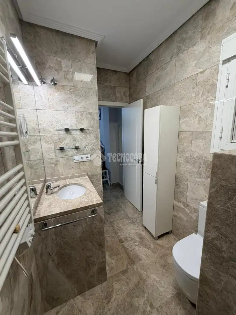 Baño de Casa o chalet en venta en Montequinto con Aire acondicionado, Jardín privado y Terraza