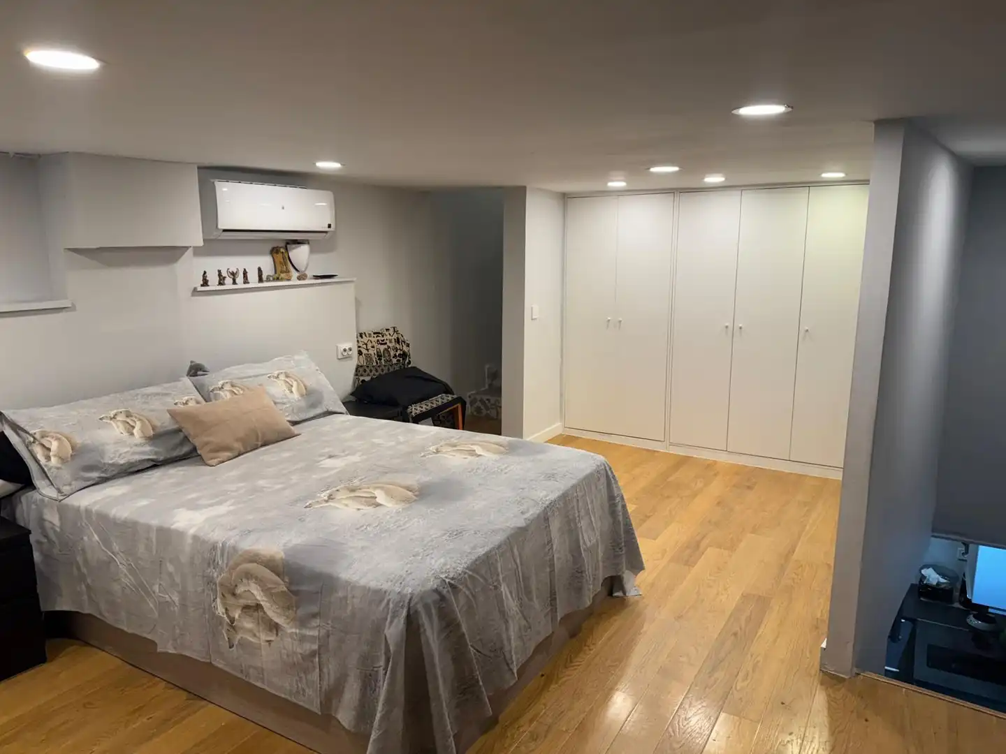 Planta baja en venta en L'Hospitalet de Llobregat con Aire acondicionado