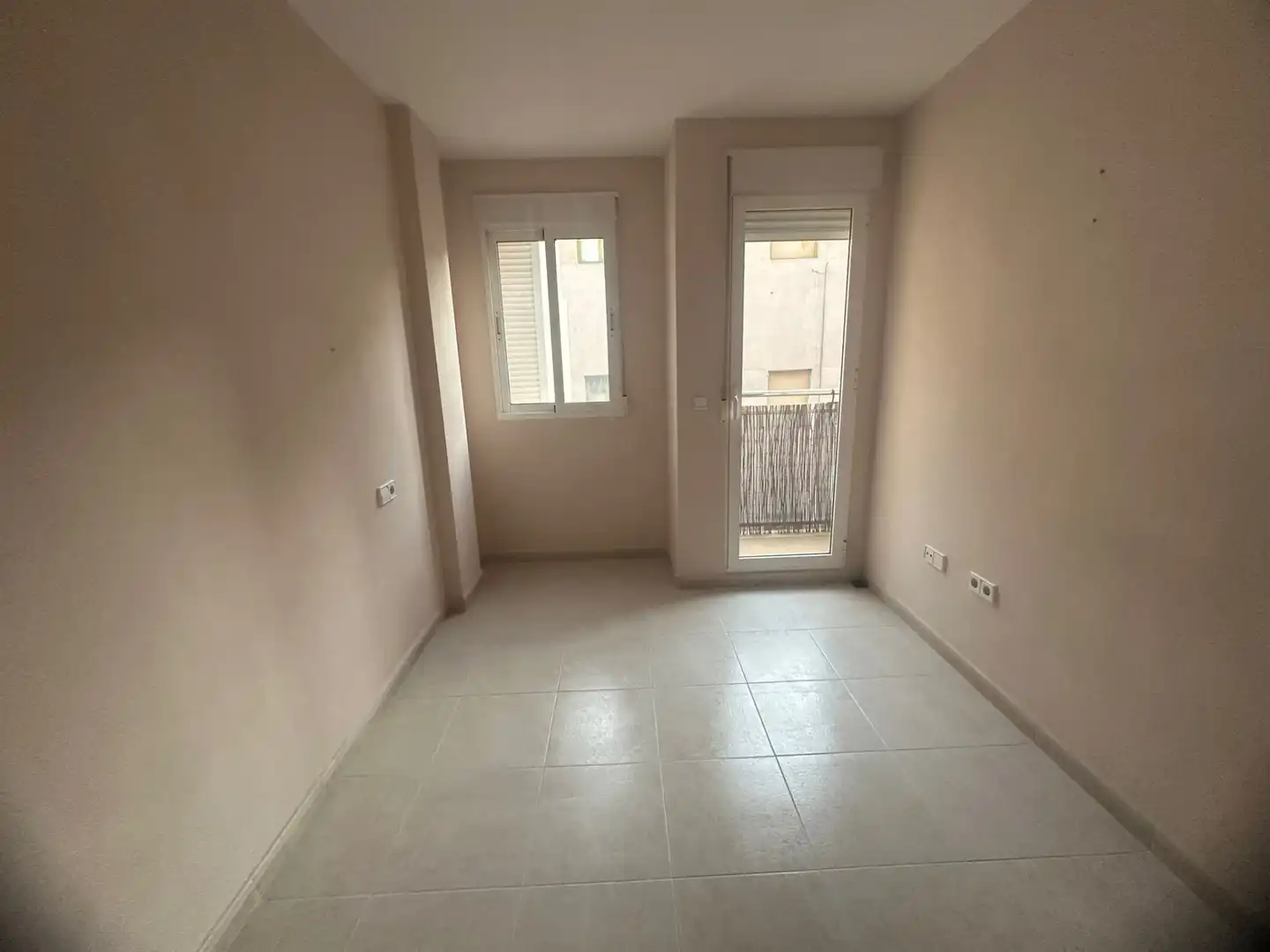 Habitación de Piso de alquiler en Murcia con Balcón y Se aceptan mascotas