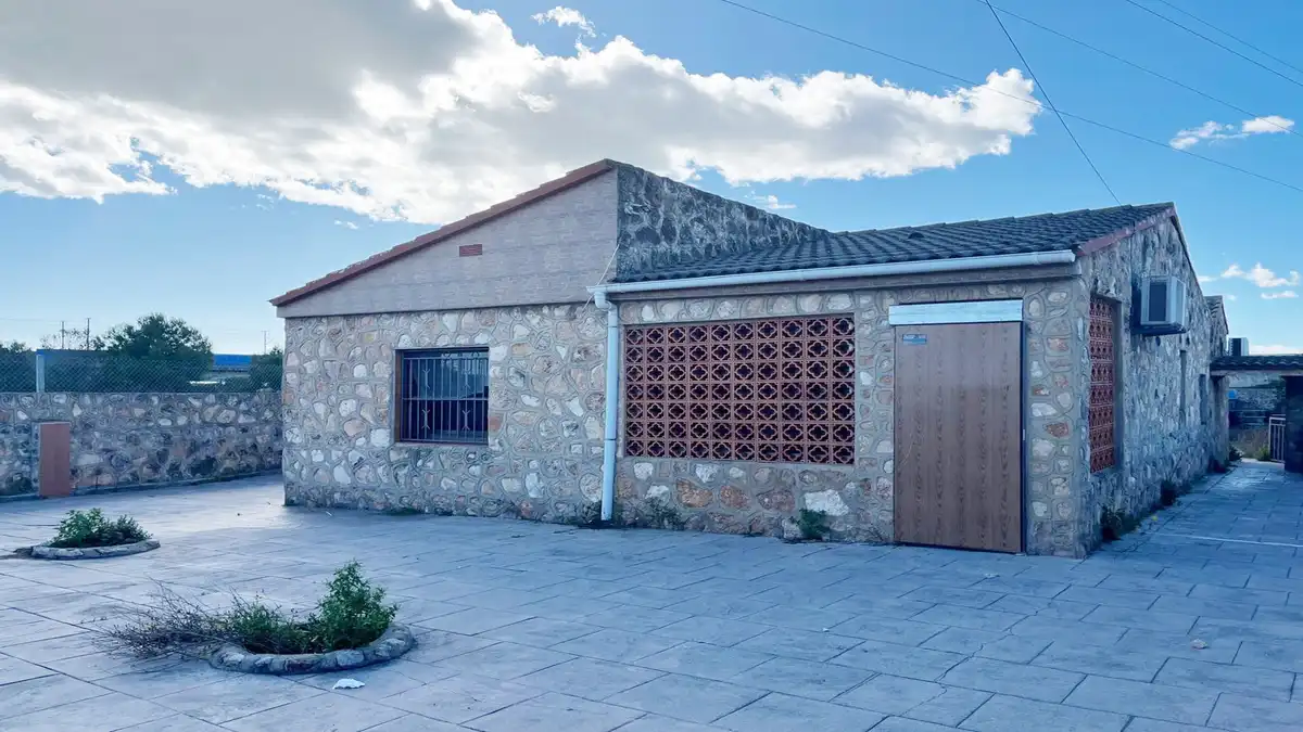 Vista exterior de Piso en venta en Santa Oliva