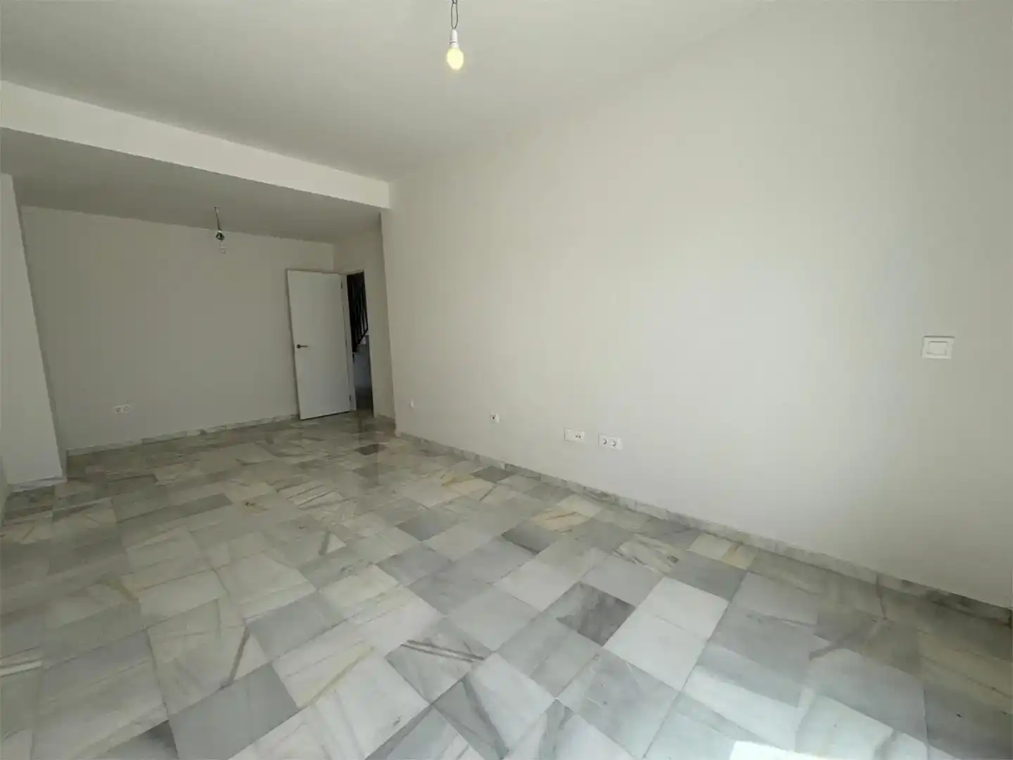 Casa o xalet en venda en Castilleja de la Cuesta amb Aire condicionat