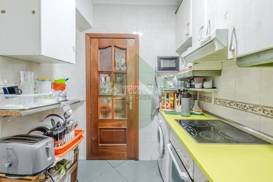Kitchen of Flat for sale in Madrid  with Air Conditioner and Heating