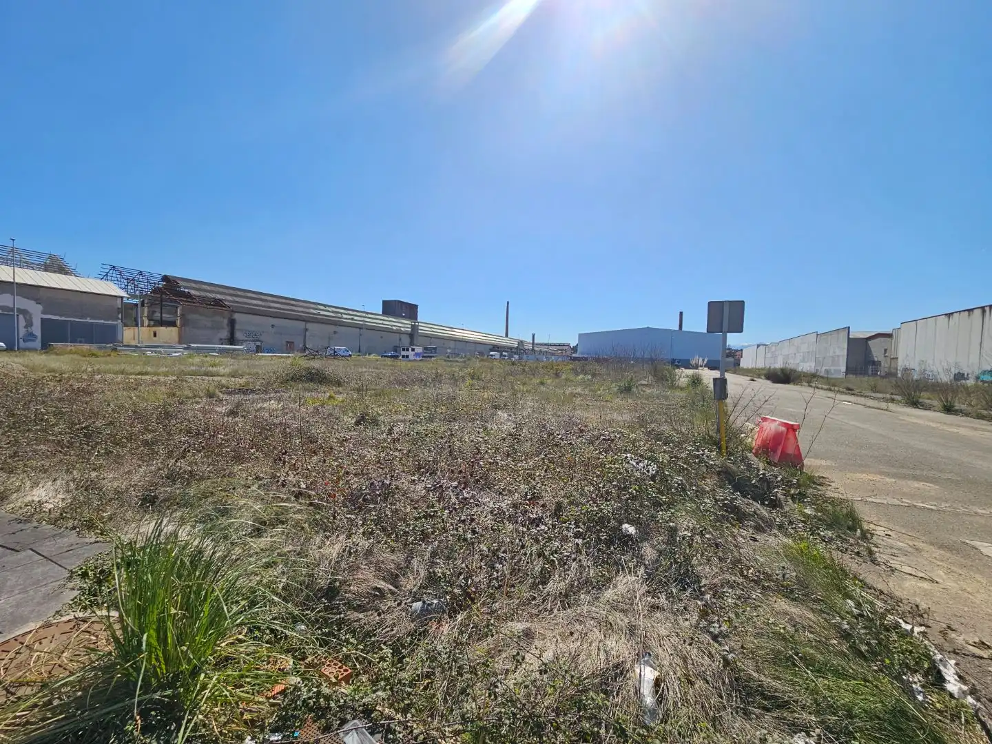 Terreno industrial en venta en Siero