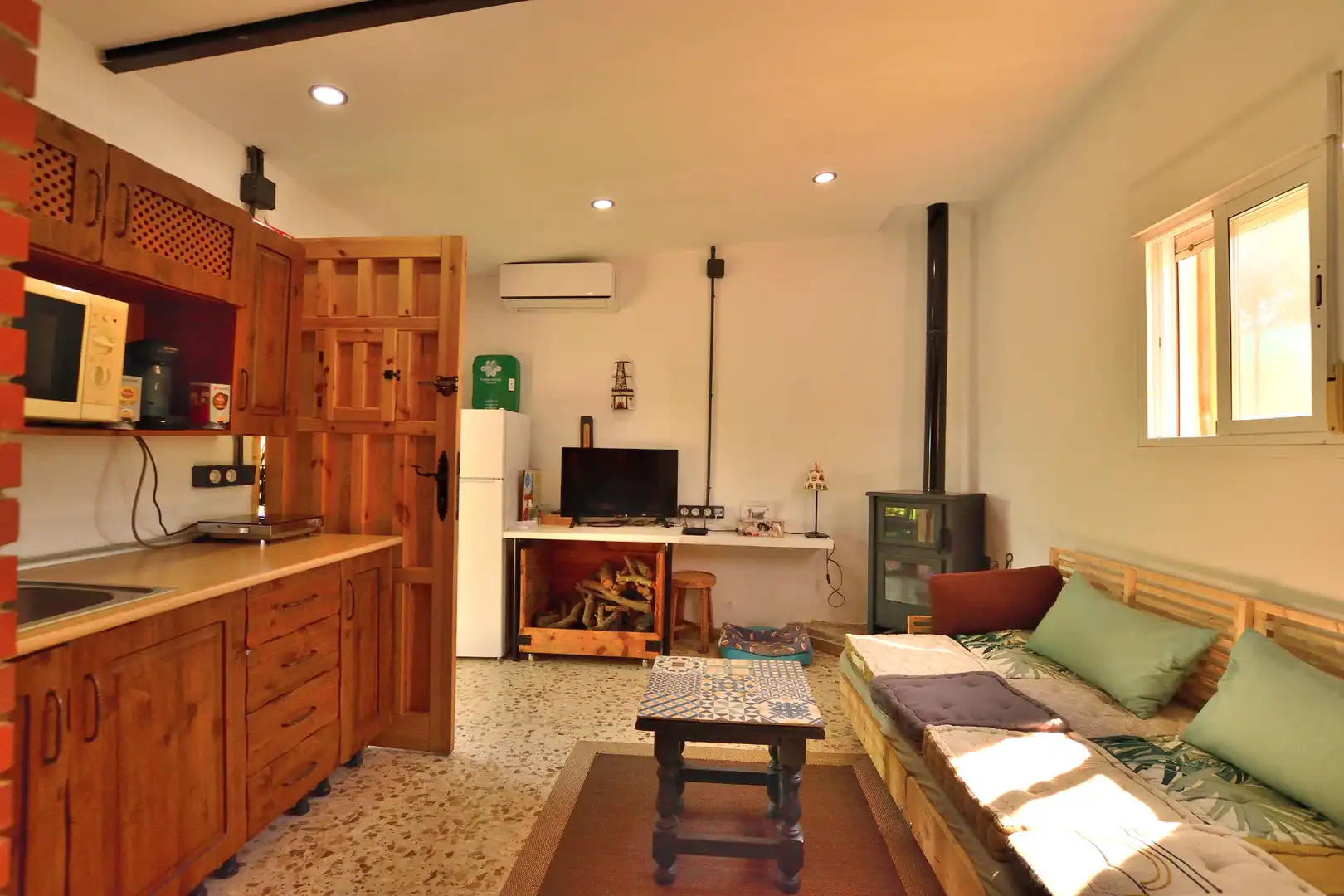 Wohnzimmer von Country house zum Verkauf in Ronda mit Klimaanlage und Terrasse