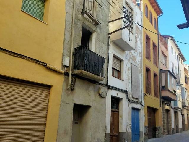 Casa-chalet en Venta en C/ Santa Madrona en Móra d'Ebre