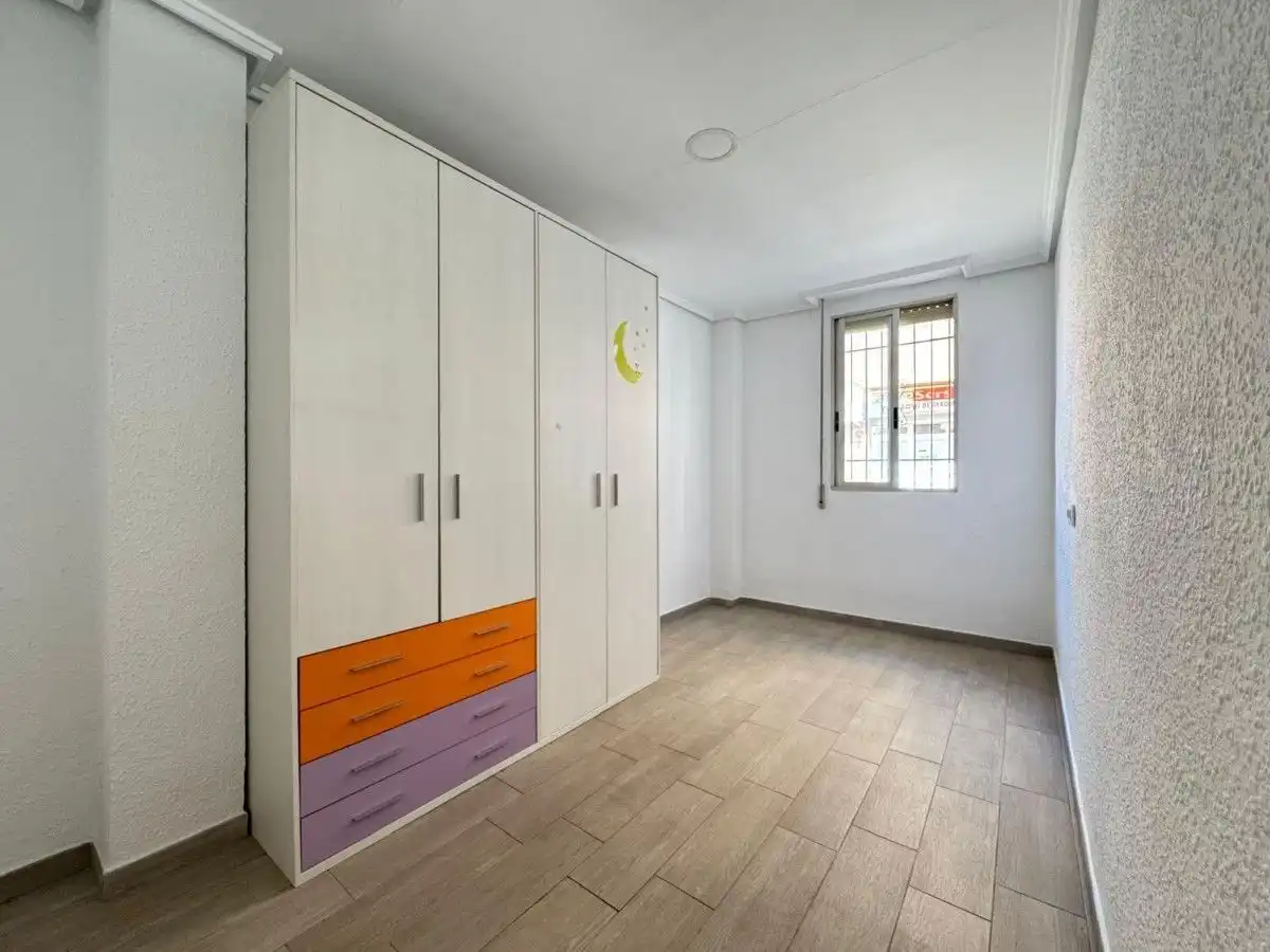 Dormitori de Casa o xalet en venda en Aldaia amb Terrassa
