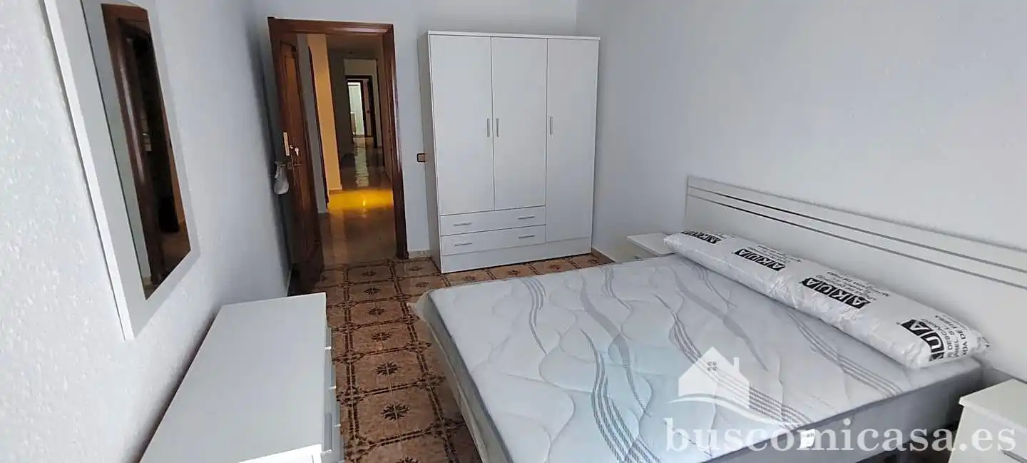 Habitació a Calle Teniente Ochoa, Centro ciudad