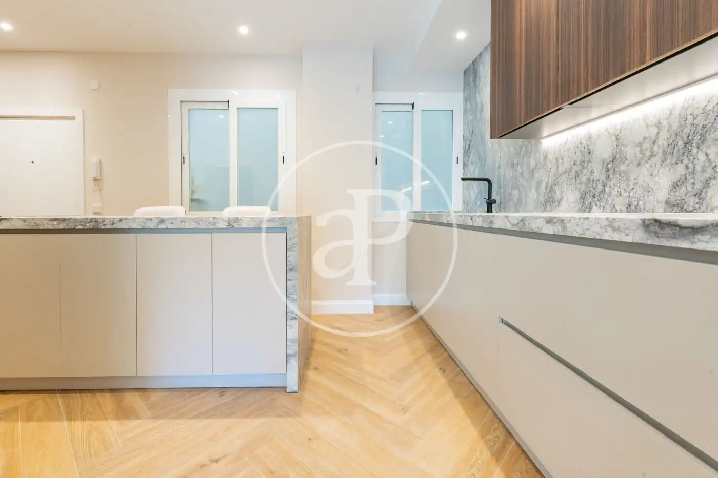 Küche von Wohnung zum Verkauf in Madrid mit Klimaanlage, Heizung und Abstellraum