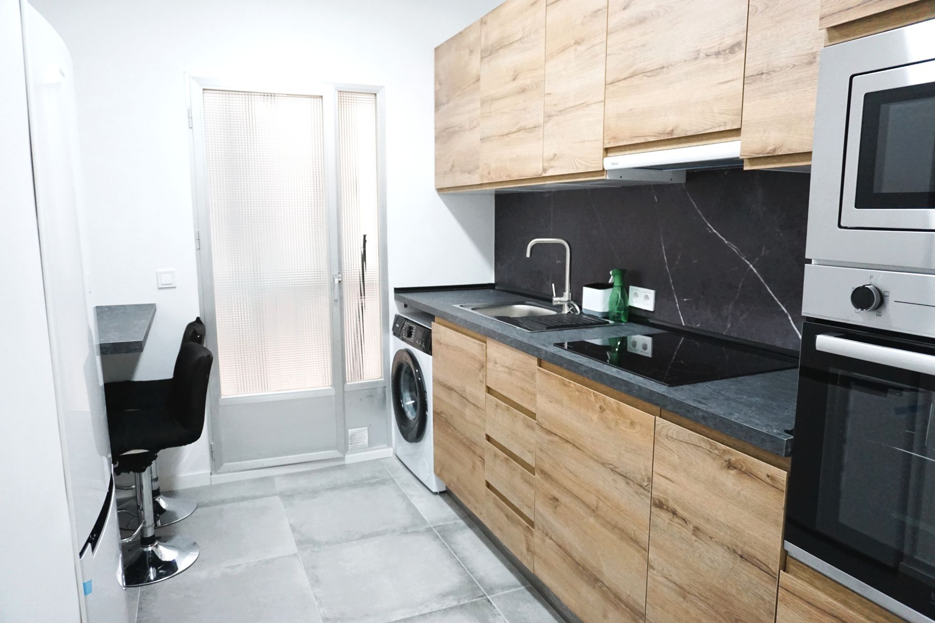 Cocina de Piso para compartir en Ávila Capital con Calefacción, Terraza y Amueblado