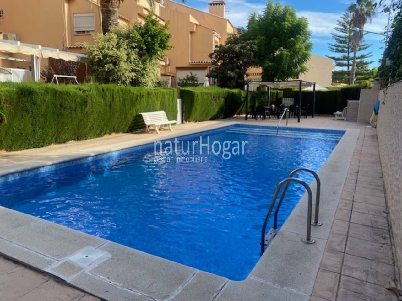 Swimming pool of Single-family semi-detached for sale in Paterna  with Air Conditioner, Heating and Parquet flooring
