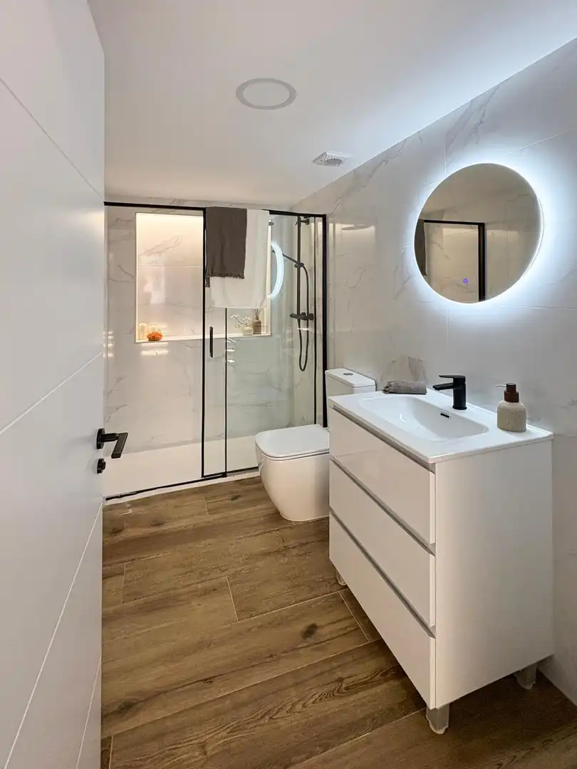 Bathroom of Detached homes for sale in Madrid  with Air Conditioner, Furnished and Alarm