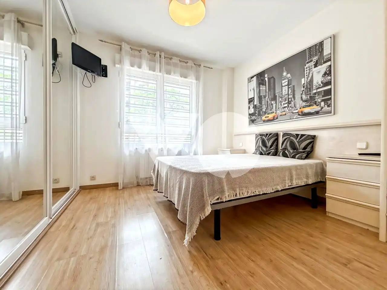 Habitación de Piso en venta en Madrid con Calefacción y Terraza