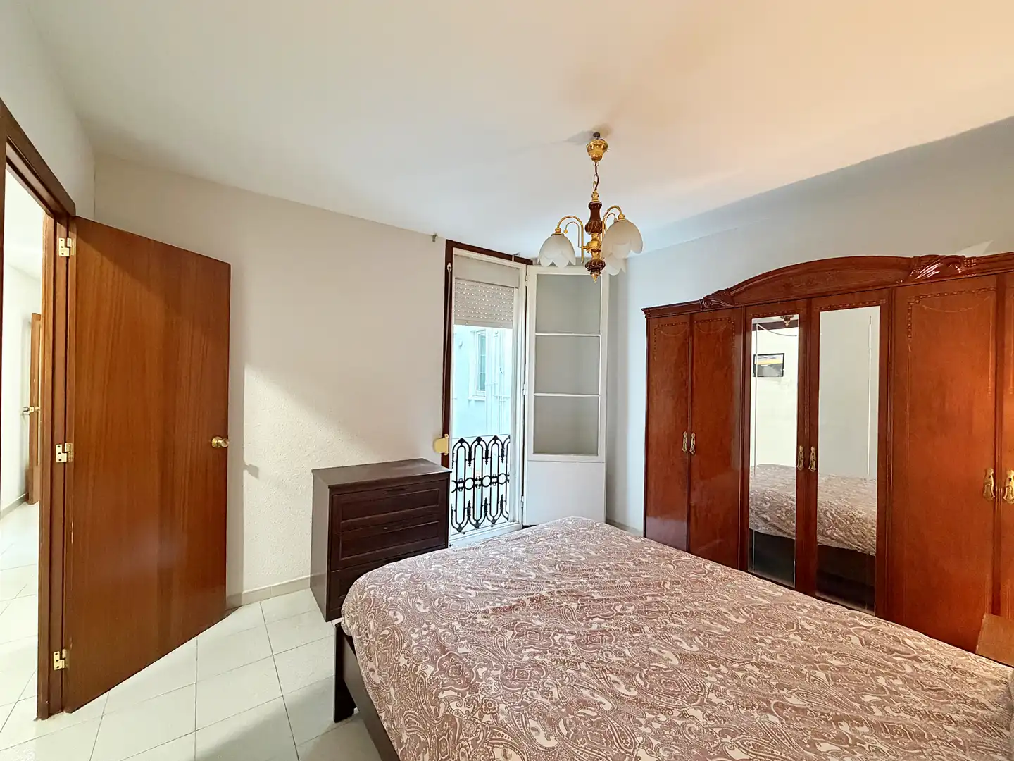Bedroom of Flat for sale in Barcelona  with Air Conditioner and Balcony