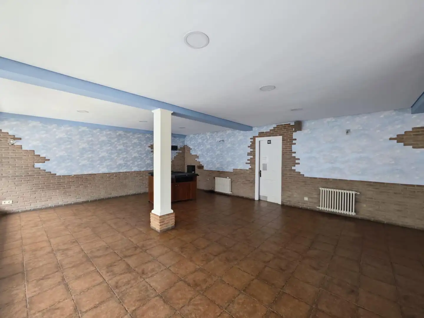 Buildings for sale in Val de San Vicente 