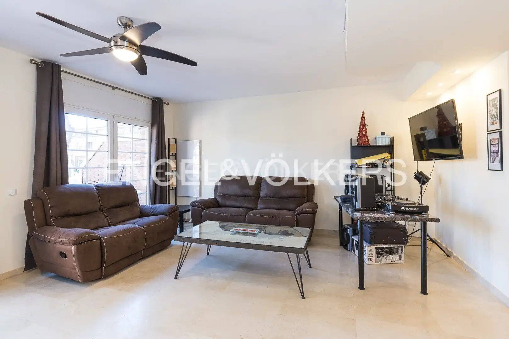 Living room of Houses for sale in Gavà  with Air Conditioner, Heating and Private garden