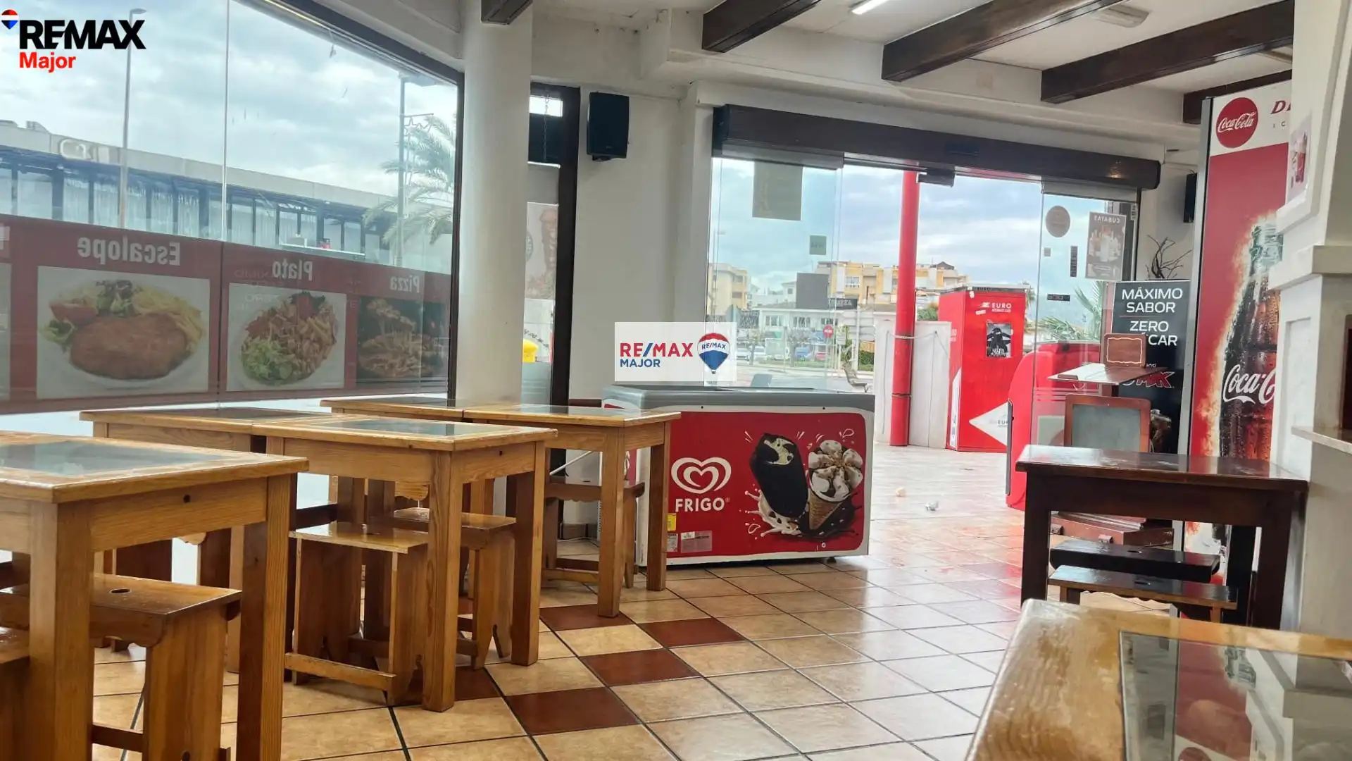 Local en traspas en Alcúdia amb Aire condicionat