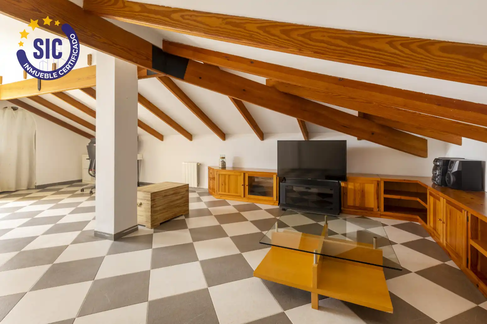 Sala de estar de Casa adosada en venta en El Puig de Santa Maria con Aire acondicionado, Calefacción y Jardín privado
