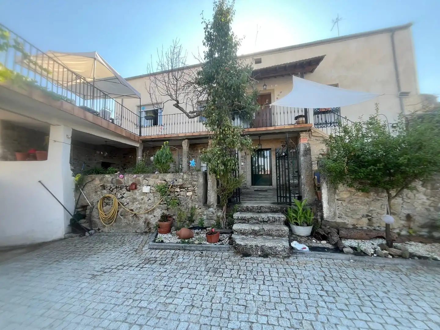 Vista exterior de Finca rústica en venda en Aldea del Obispo amb Terrassa