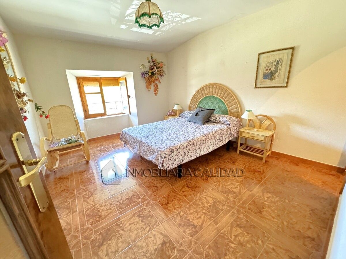 Dormitori de Casa o xalet en venda en Carcedo de Burgos amb Calefacció