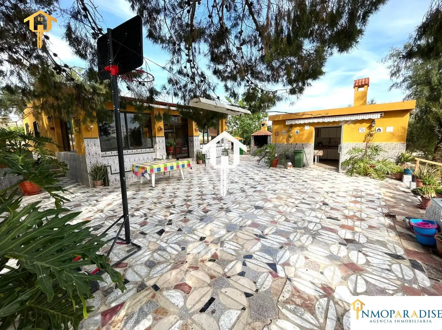 Casa con jardín en venta en Carrer santa anna