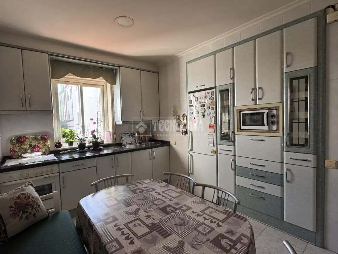 Kitchen of Detached homes for sale in León Capital   with Heating and Parquet flooring