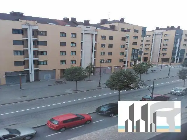 Vista exterior de Piso en venta en Gijón  con Calefacción, Parquet y Trastero