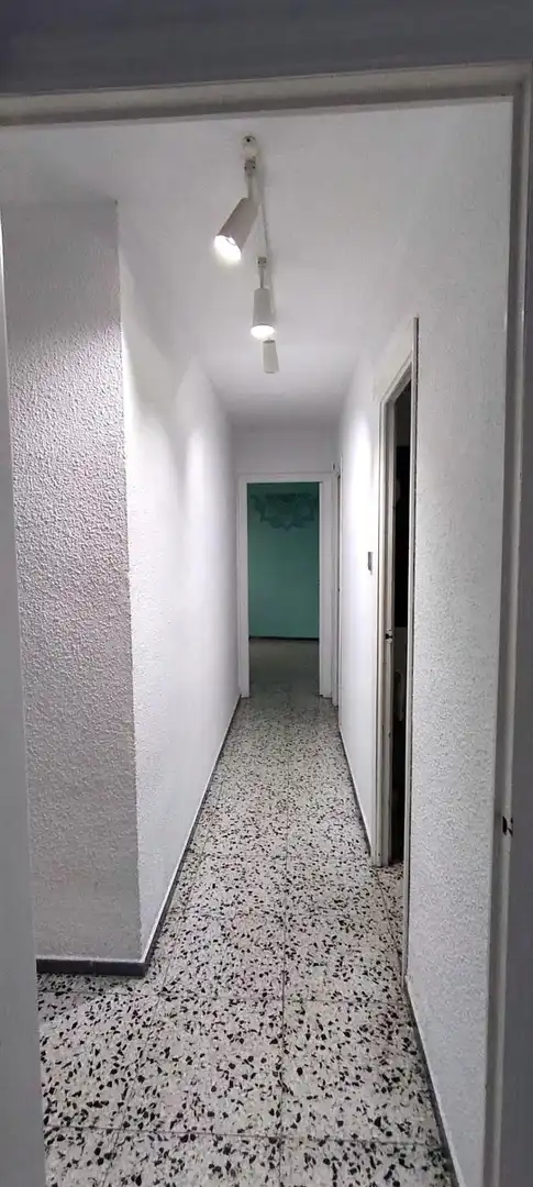Piso en venta en Alicante / Alacant con Terraza y Balcón
