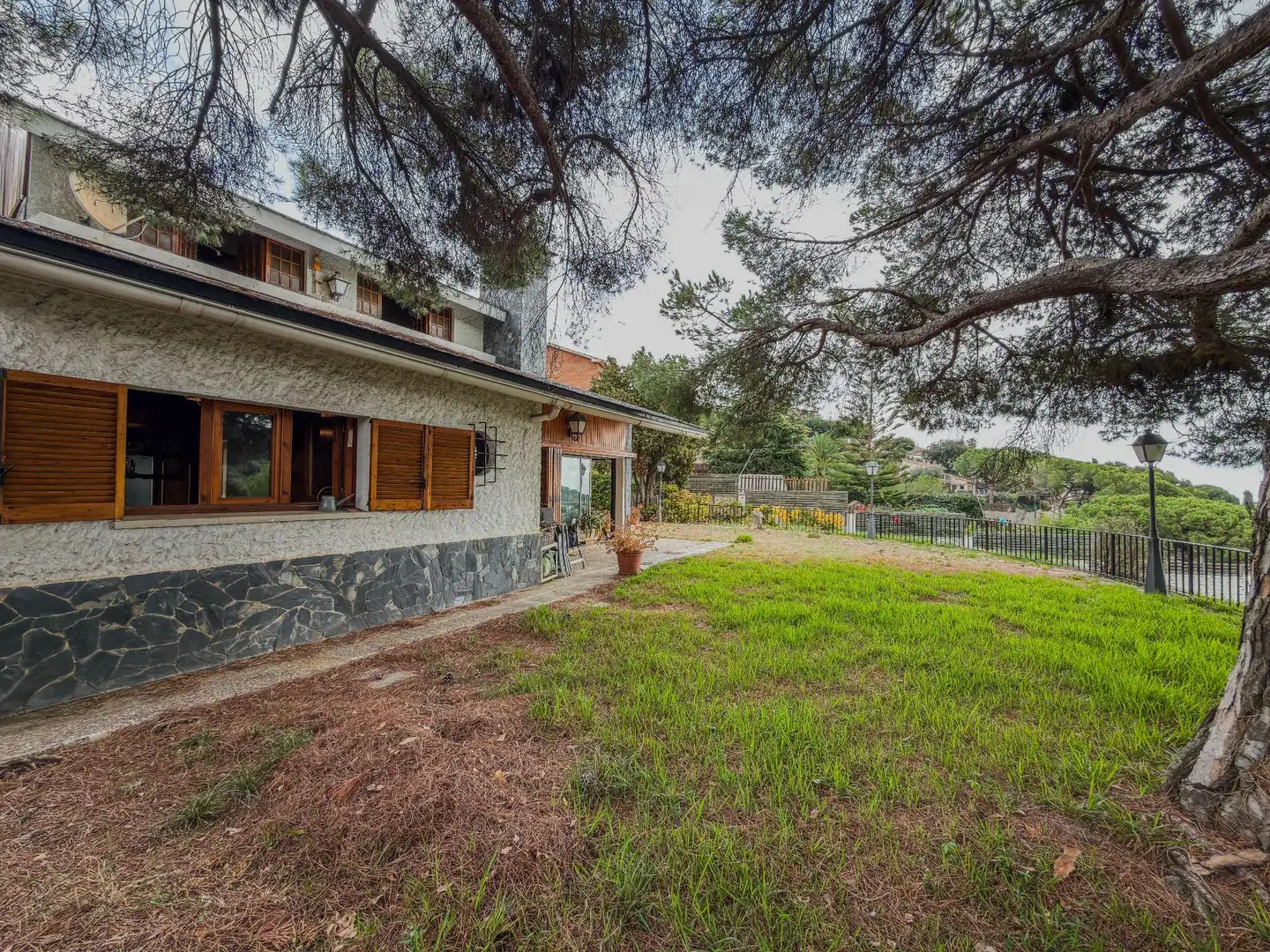 Garden of Houses for sale in Alella, Barcelona