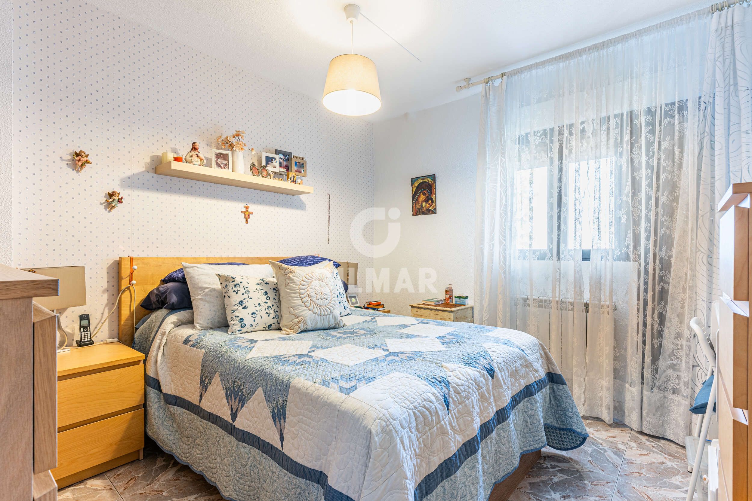 Bedroom of Flat for sale in Móstoles  with Heating, Private garden and Furnished