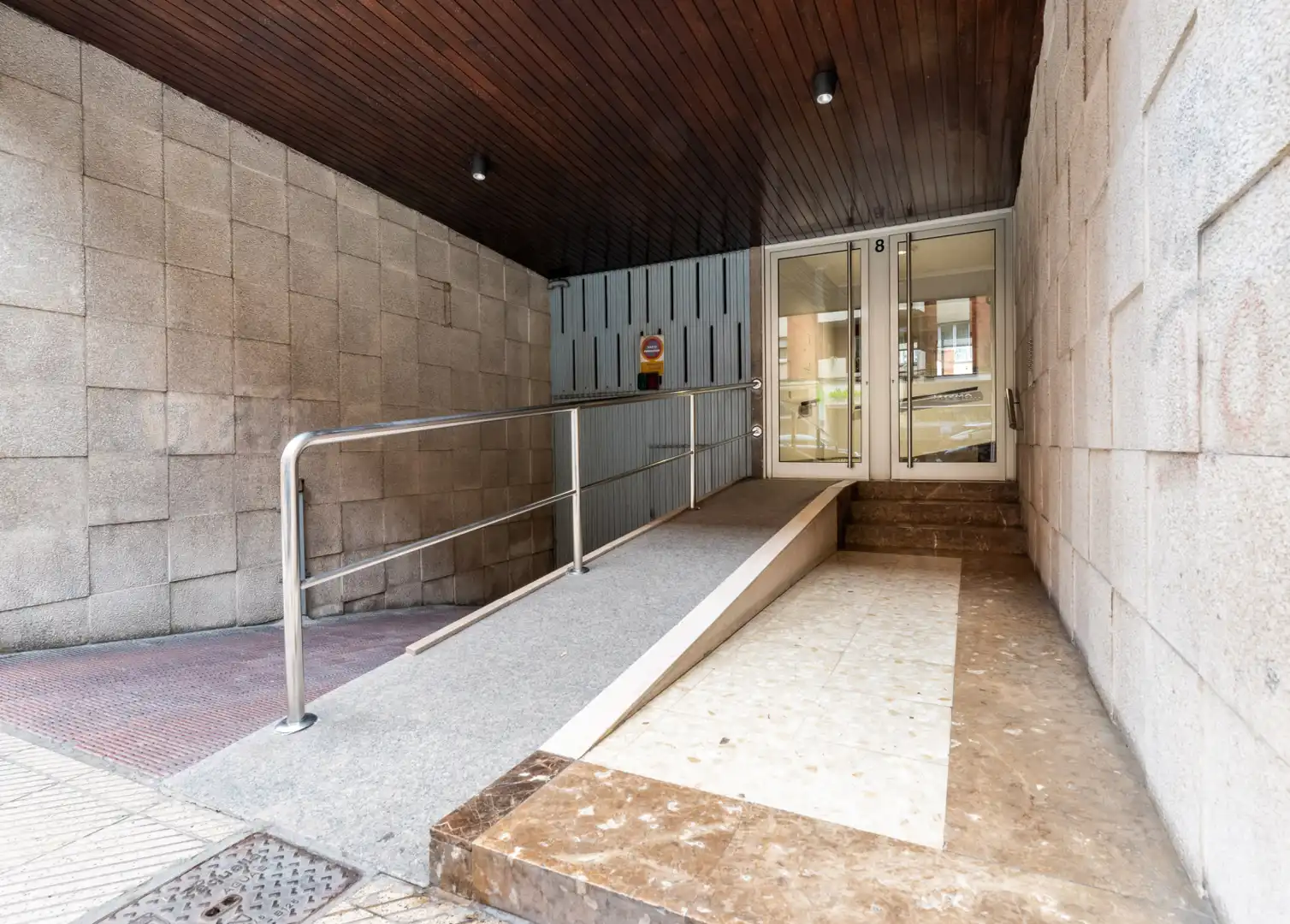 Flat for rent in Oviedo - CL SAN PEDRO MESTALLON, 8, Santo Domingo - El Campillín