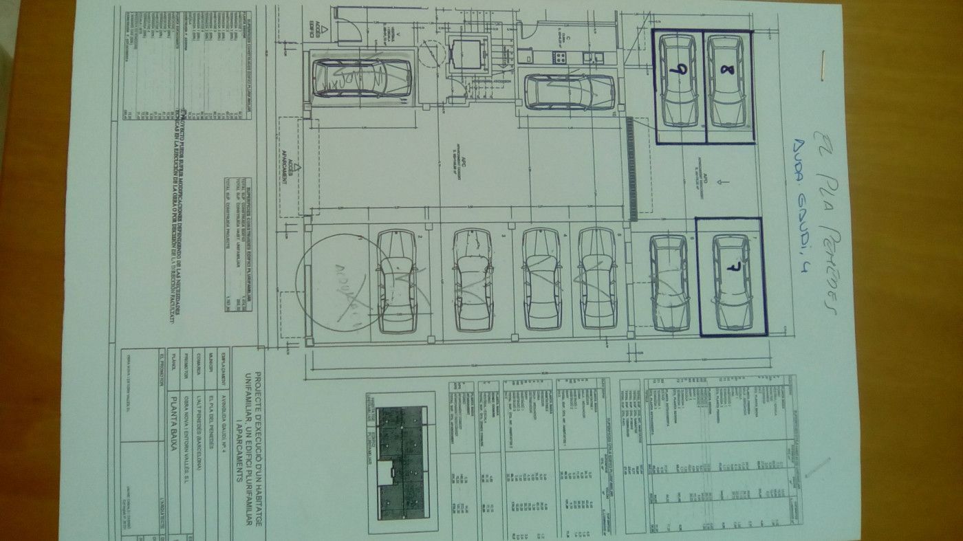 Garage to rent in N/A