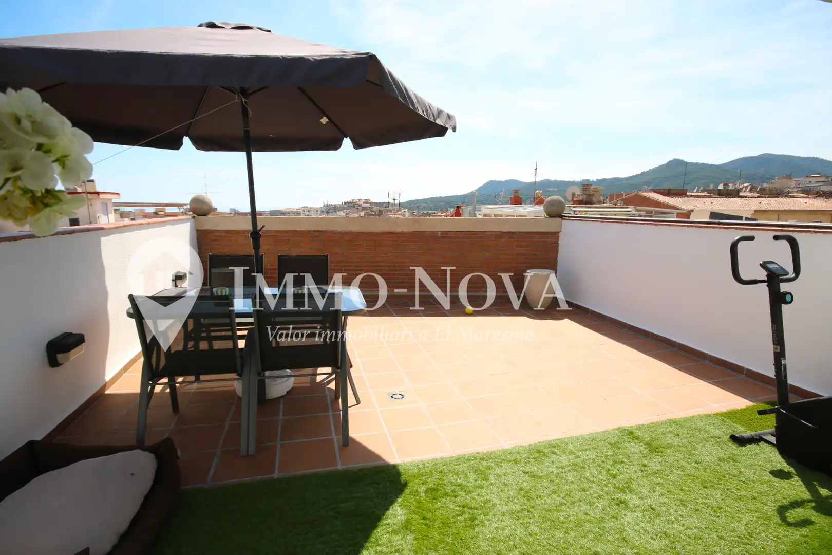 Terraza de Dúplex en venta en Mataró con Calefacción, Terraza y Amueblado