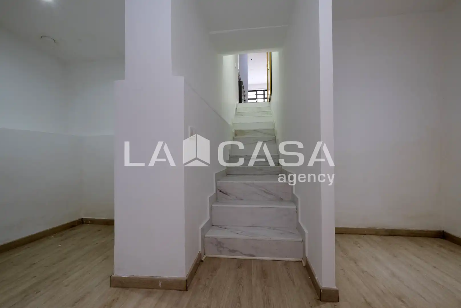 Local comercial en venda a Nou Barris, imagen 11