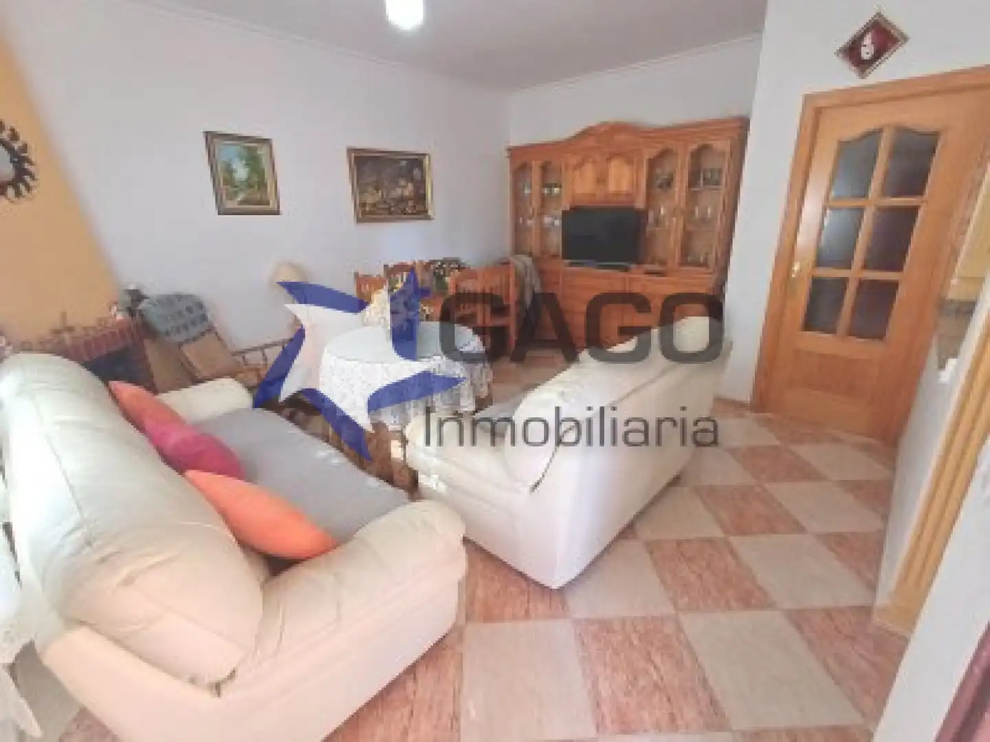 Sala d'estar de Pis en venda en Córdoba amb Aire condicionat, Traster i Piscina