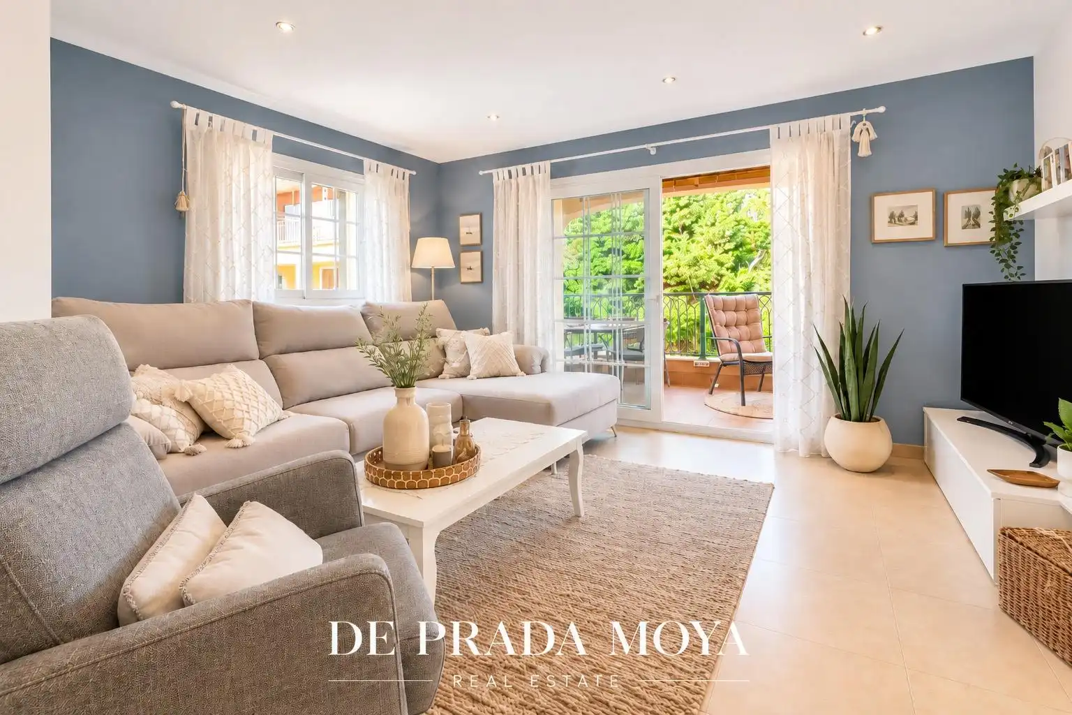 Living room of Flat for sale in Llucmajor  with Air Conditioner, Heating and Private garden