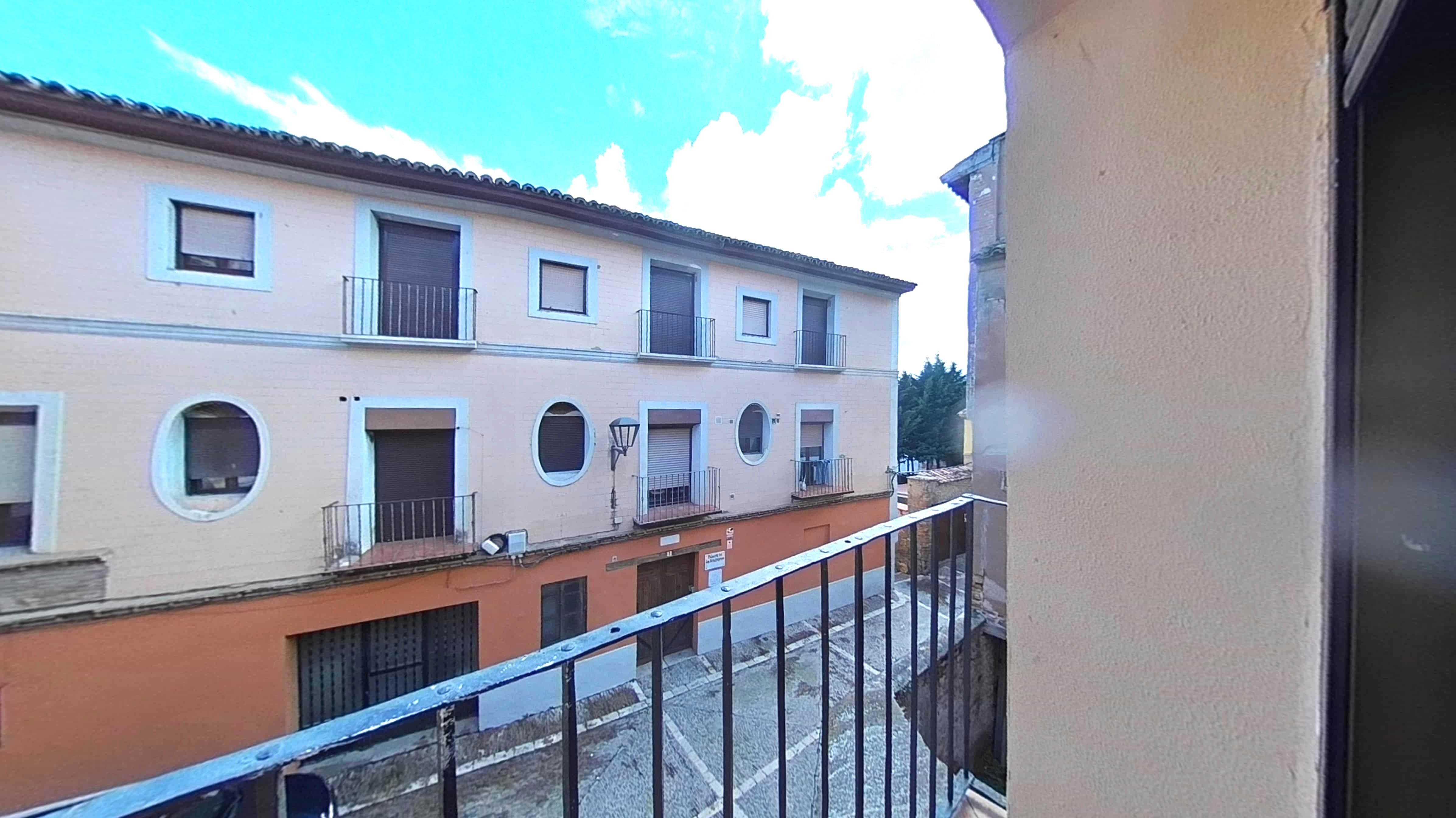 Vista exterior de Pis en venda en Tarazona amb Balcó