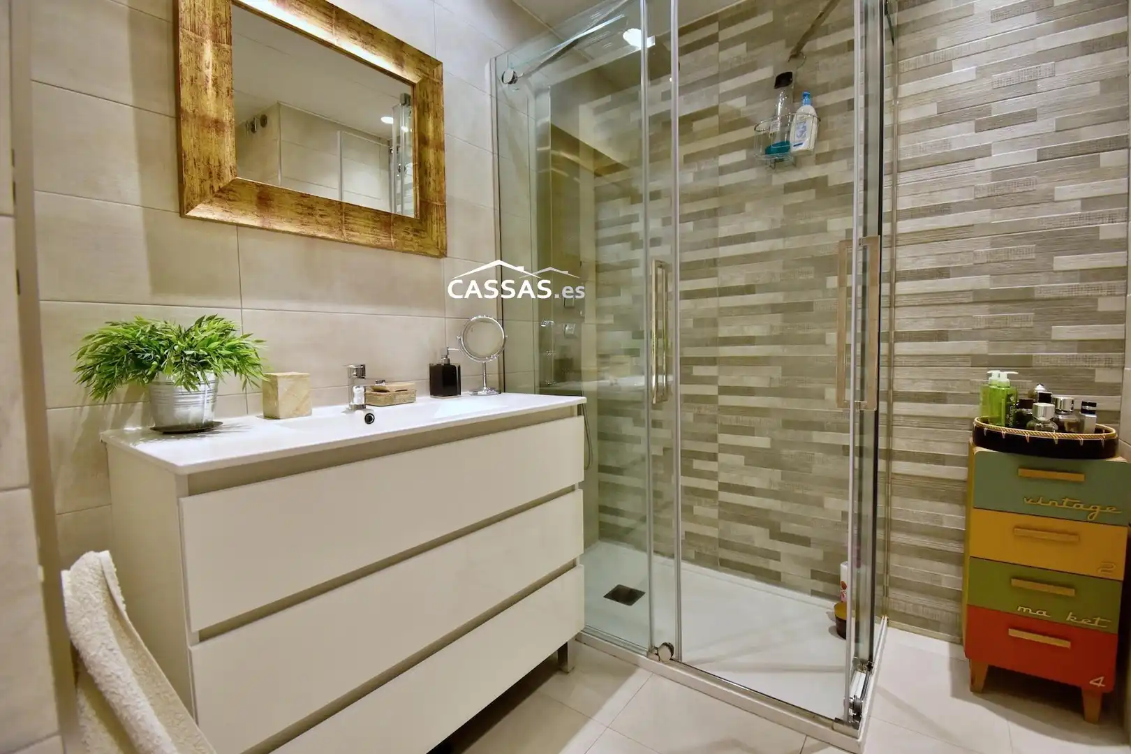 Bathroom of Flat for sale in Torrejón de Ardoz  with Air Conditioner and Heating