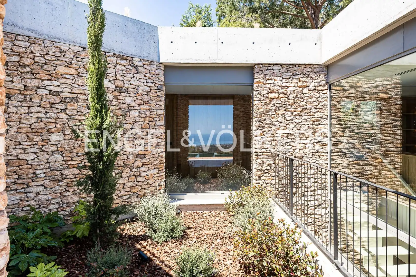 Exterior view of Houses for sale in Cabrils  with Heating, Private garden and Parquet flooring