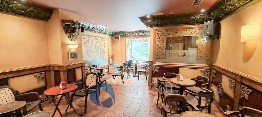 Local comercial de lloguer a Presidente Leopoldo Calvo Sotelo, imagen 2