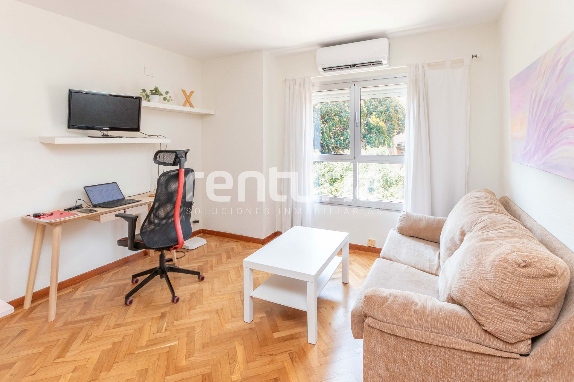 Dormitori de Pis de lloguer en  Valencia Capital amb Aire condicionat, Parquet i Moblat