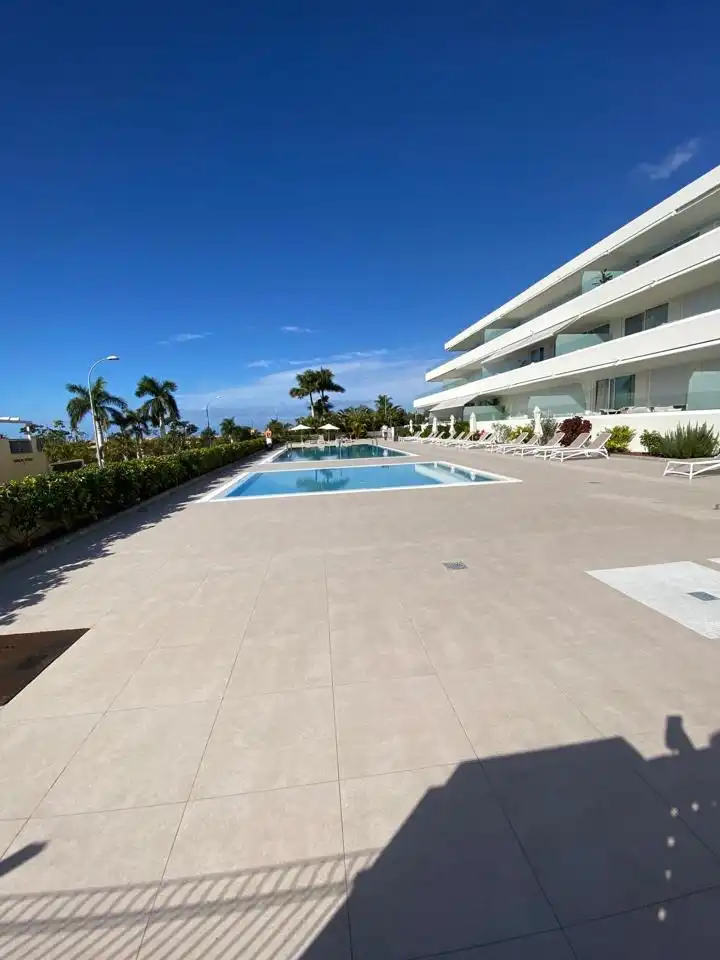 Piscina de Planta baixa de lloguer en Adeje