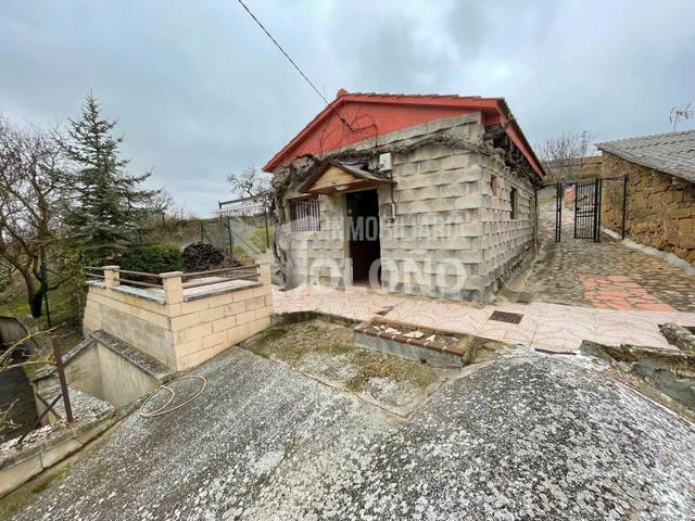 Local comercial en Venta en Calle Zamudio, 5 en Gimileo