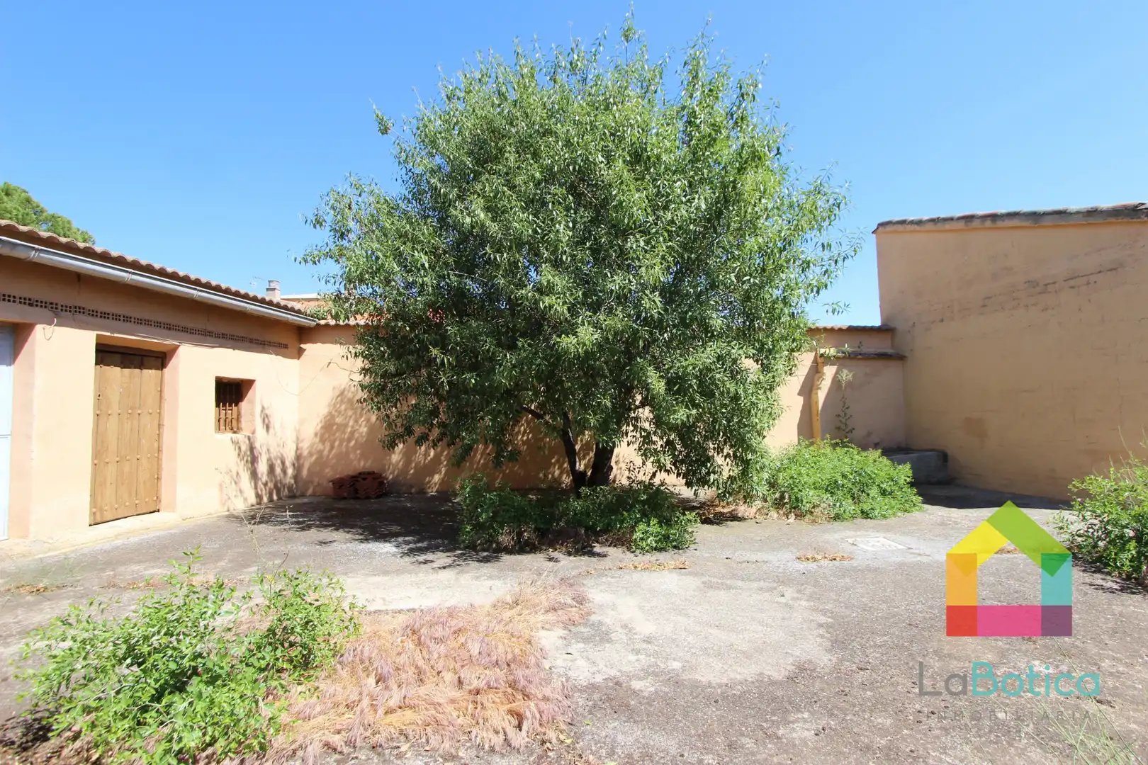 Detached homes for sale in San Martín de Montalbán  with Air Conditioner, Heating and Furnished