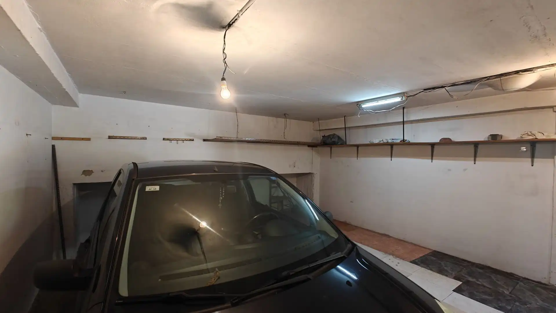 Garage zum Verkauf in Lasarte-Oria